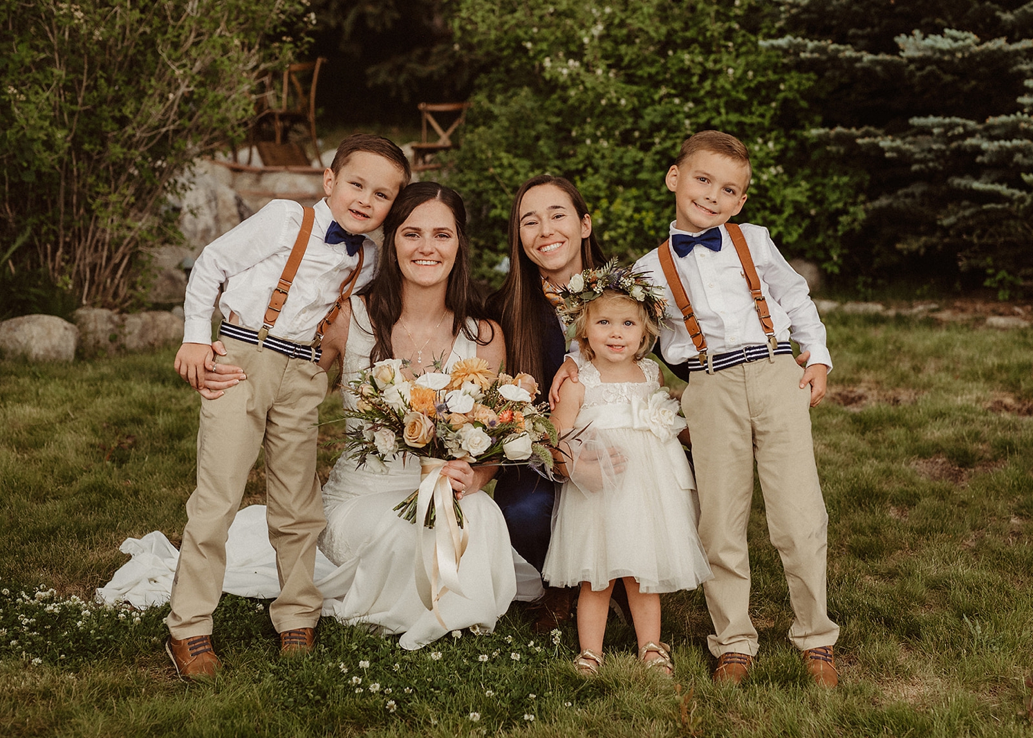 Couple with nieces and nephews at Colorado Airbnb Wedding | McArthur Weddings and Events